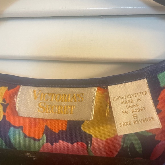 Vintage Victoria Secret Gold Label Silky Soft Floral Oversized Night Shirt - Picture 2 of 5